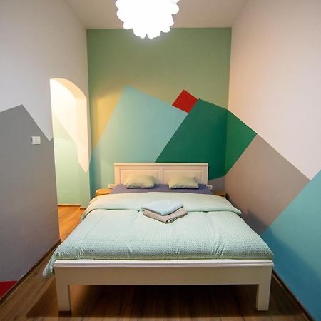 Hostel Cornel Тимишоара Екстериор снимка