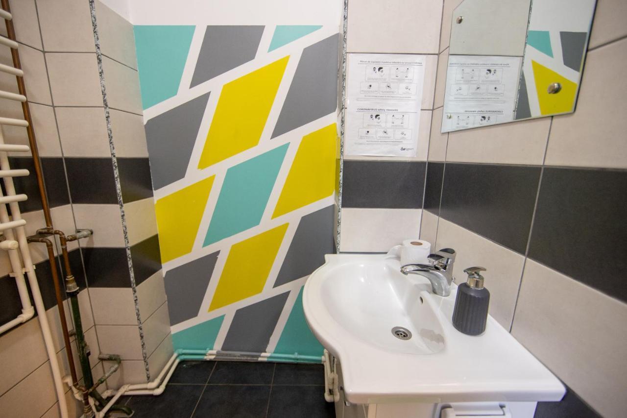 Hostel Cornel Тимишоара Екстериор снимка