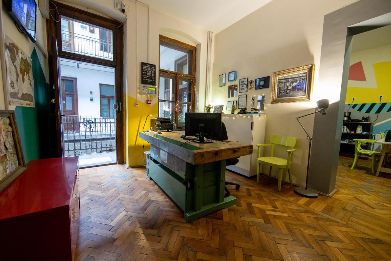 Hostel Cornel Тимишоара Екстериор снимка